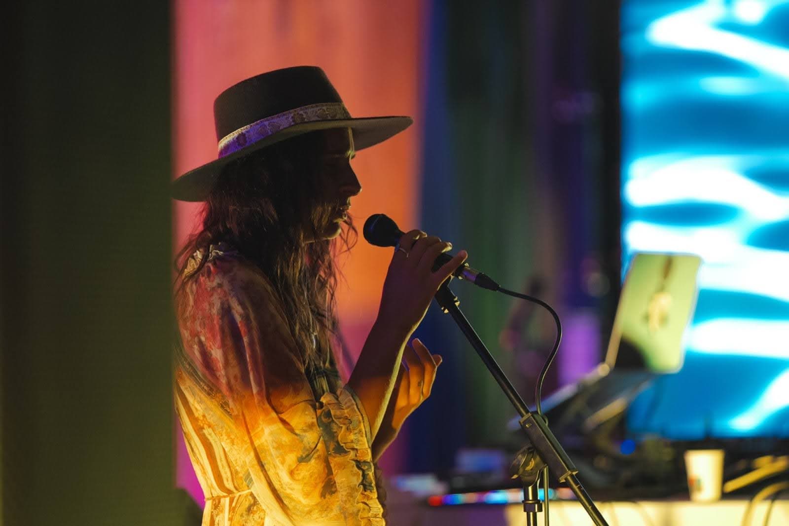 Home photo gallery image 11